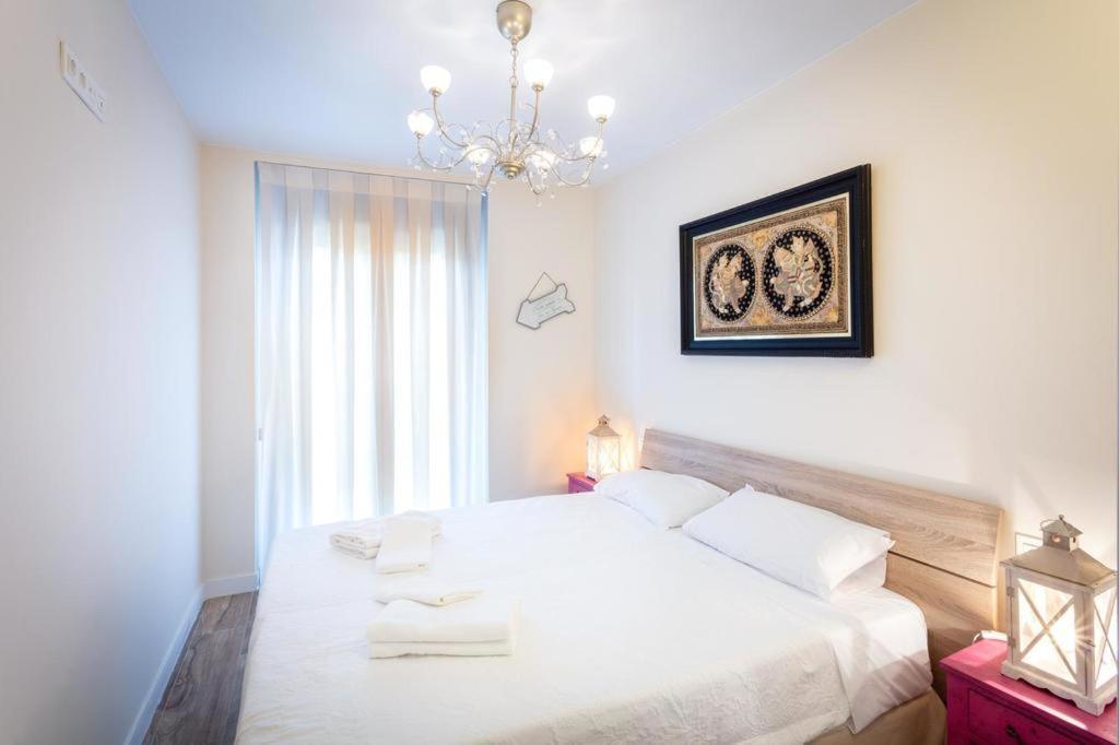 Az El Balcon De Cesar Augusto Apartment ซาราโกซา ภายนอก รูปภาพ