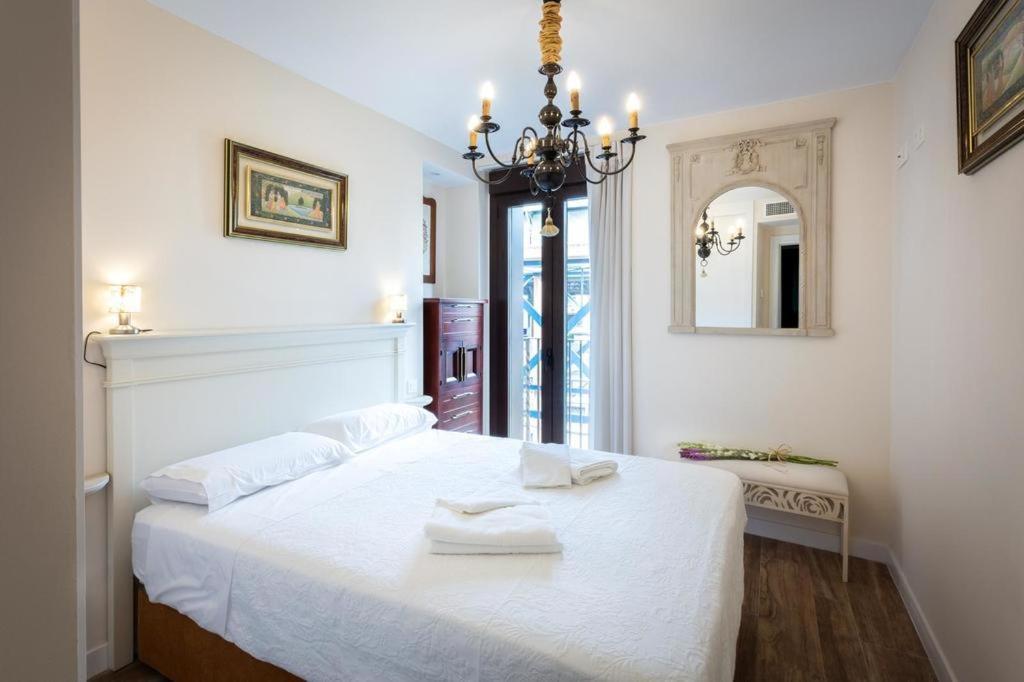 Az El Balcon De Cesar Augusto Apartment ซาราโกซา ภายนอก รูปภาพ